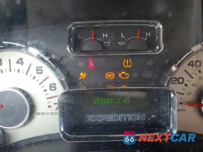 Zdjęcie 9 z 13 samochodu: 2007 FORD EXPEDITION EL LIMITED VIN:1FMFK19547LA00984 - miniatura