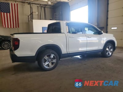 Trzecie zdjęcie samochodu z tyłu: 2025 HONDA RIDGELINE RTL VIN:5FPYK3F54SB048405 - miniatura