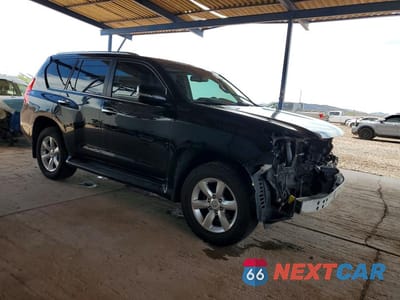 Czwarte zdjęcie samochodu z boku: 2010 LEXUS GX 460 VIN:JTJBM7FX8A5016488 - miniatura