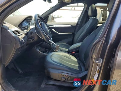 Zdjęcie 7 z 13 samochodu: 2016 BMW X1 XDRIVE28I VIN:WBXHT3C31G5F64616 - miniatura