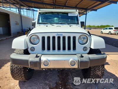 Piąte zdjęcie samochodu w środku: 2018 JEEP WRANGLER UNLIMITED SAHARA VIN:1C4HJWEG9JL872993 - miniatura