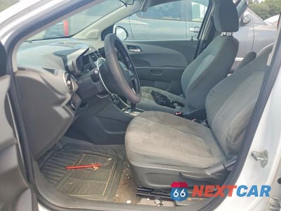 Zdjęcie 7 z 12 samochodu: 2012 CHEVROLET SONIC LT VIN:1G1JC6SH2C4155270 - miniatura