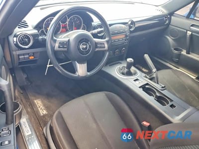 Zdjęcie 8 z 12 samochodu: 2006 MAZDA MX-5 MIATA VIN:JM1NC25F760114740 - miniatura