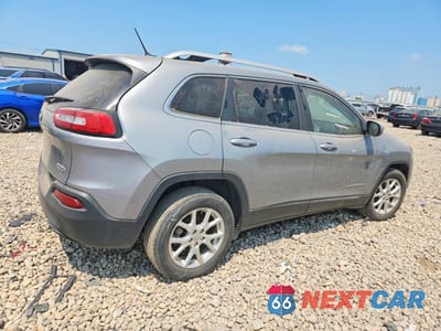 Trzecie zdjęcie samochodu z tyłu: 2015 JEEP CHEROKEE LATITUDE VIN:1C4PJLCB9FW737083 - miniatura