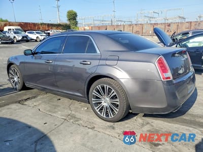 Drugie zdjęcie samochodu z przodu: 2013 CHRYSLER 300 S VIN:2C3CCABG5DH547257 - miniatura