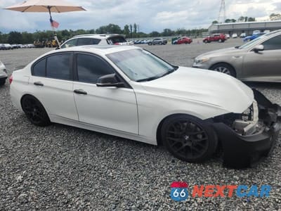 Czwarte zdjęcie samochodu z boku: 2017 BMW 330 I VIN:WBA8B9G58HNU09345 - miniatura