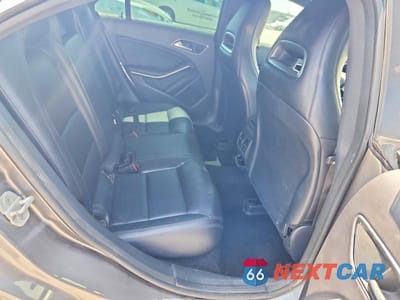 Zdjęcie 10 z 13 samochodu: 2014 MERCEDES-BENZ CLA 250 VIN:WDDSJ4EB2EN056867 - miniatura