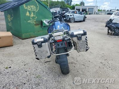 Czwarte zdjęcie samochodu z boku: 2023 BMW R 1250 GS ADVENTURE VIN:WB10M1307P6H42358 - miniatura