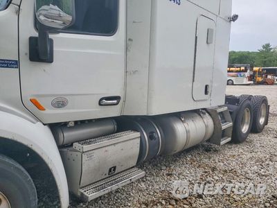 2019 PETERBILT 579 - SEMI TRUCK 1XPBDP9X6KD267675 - główne zdjęcie licytacji z USA - miniatura