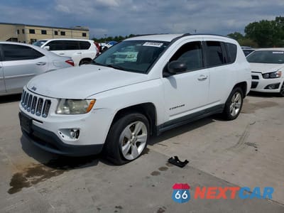 2011 JEEP COMPASS SPORT 1J4NF1FB3BD244413 - główne zdjęcie licytacji z USA - miniatura