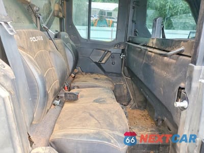 Zdjęcie 6 z 10 samochodu: 2023 POLARIS RANGER CREW XP 1000 UTILITY VEHICLE VIN:4XARSY997P8061205 - miniatura