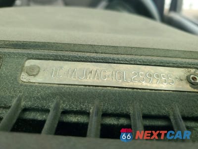 Zdjęcie 12 z 12 samochodu: 2016 JEEP WRANGLER SPORT VIN:1C4AJWAG4GL259955 - miniatura