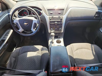 Zdjęcie 8 z 12 samochodu: 2011 CHEVROLET TRAVERSE LT VIN:1GNKVGED7BJ343844 - miniatura