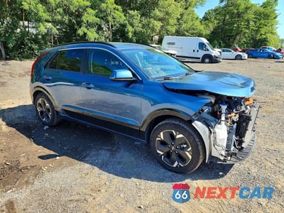 Czwarte zdjęcie samochodu z boku: 2024 KIA NIRO WIND VIN:KNDCR3L15R5111409 - miniatura