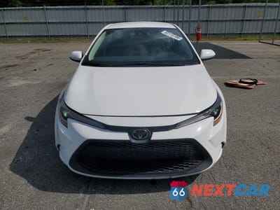Piąte zdjęcie samochodu w środku: 2022 TOYOTA COROLLA LE VIN:5YFEPMAE8NP364828 - miniatura