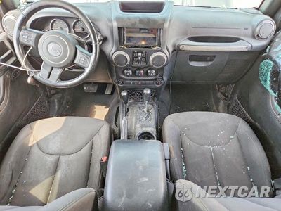 Zdjęcie 8 z 13 samochodu: 2018 JEEP WRANGLER UNLIMITED SPORT VIN:1C4BJWDG7JL901253 - miniatura
