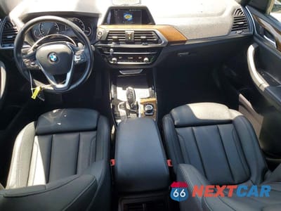 Zdjęcie 8 z 13 samochodu: 2019 BMW X3 SDRIVE30I VIN:5UXTR7C59KLF36659 - miniatura