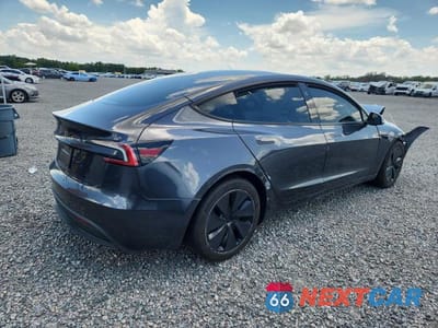 Trzecie zdjęcie samochodu z tyłu: 2025 TESLA MODEL 3 VIN:5YJ3E1EA7SF059184 - miniatura