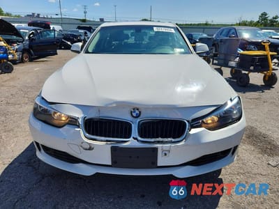 Piąte zdjęcie samochodu w środku: 2014 BMW 328 XI SULEV VIN:WBA3B5G58ENS09760 - miniatura