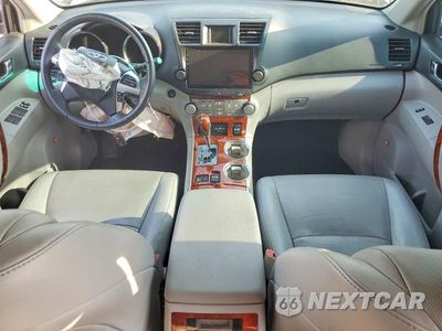 Zdjęcie 8 z 14 samochodu: 2012 TOYOTA HIGHLANDER LIMITED VIN:5TDDK3EH0CS131572 - miniatura
