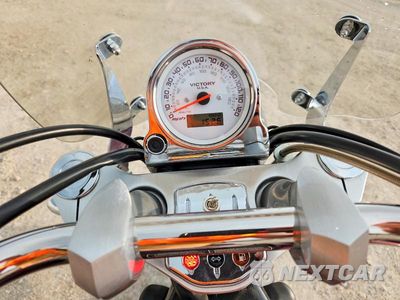 Zdjęcie 7 z 9 samochodu: 2008 VICTORY MOTORCYCLES VEGAS LOW VIN:5VPLB26D583006014 - miniatura