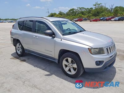 Czwarte zdjęcie samochodu z boku: 2014 JEEP COMPASS SPORT VIN:1C4NJCBB8ED539520 - miniatura