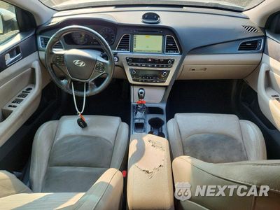 Zdjęcie 8 z 12 samochodu: 2015 HYUNDAI SONATA SPORT VIN:5NPE34AF5FH151712 - miniatura