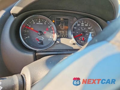 Zdjęcie 9 z 14 samochodu: 2011 NISSAN ROGUE S VIN:JN8AS5MV7BW314718 - miniatura