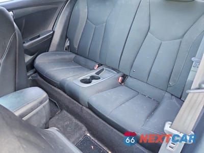 Zdjęcie 10 z 12 samochodu: 2016 HYUNDAI VELOSTER BASE VIN:KMHTC6AD2GU263940 - miniatura