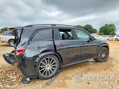 Trzecie zdjęcie samochodu z tyłu: 2026 MERCEDES-BENZ GLS 450 4MATIC VIN:4JGFF5KE8TB500975 - miniatura