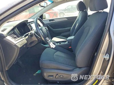 Zdjęcie 7 z 13 samochodu: 2019 HYUNDAI SONATA SEL VIN:5NPE34AF8KH768144 - miniatura