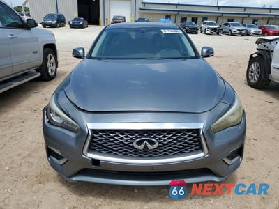 Piąte zdjęcie samochodu w środku: 2018 INFINITI Q50 3.0T LUXE VIN:JN1EV7AP3JM357844 - miniatura