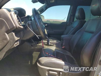 Zdjęcie 7 z 12 samochodu: 2021 TOYOTA TACOMA TRD PRO VIN:5TFCZ5AN5MX272664 - miniatura