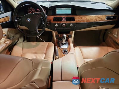 Zdjęcie 8 z 12 samochodu: 2010 BMW 528 XI VIN:WBANV1C58AC389357 - miniatura