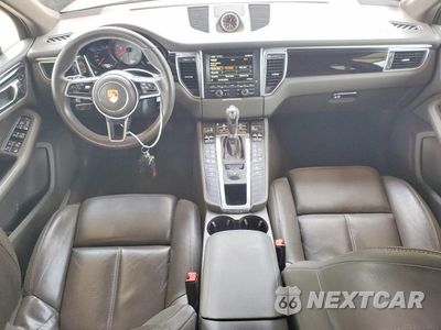 Zdjęcie 8 z 12 samochodu: 2016 PORSCHE MACAN S VIN:WP1AB2A56GLB58516 - miniatura
