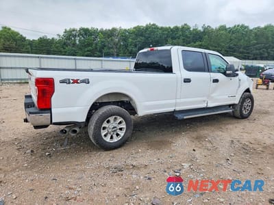 Trzecie zdjęcie samochodu z tyłu: 2022 FORD F250 SUPER DUTY VIN:1FT7W2BT7NEE33857 - miniatura