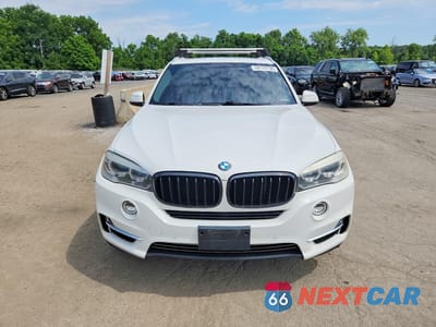 Piąte zdjęcie samochodu w środku: 2016 BMW X5 XDRIVE35I VIN:5UXKR0C56G0U08775 - miniatura