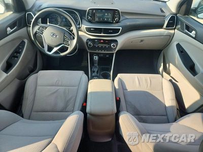 Zdjęcie 8 z 13 samochodu: 2020 HYUNDAI TUCSON SE VIN:KM8J2CA49LU106019 - miniatura