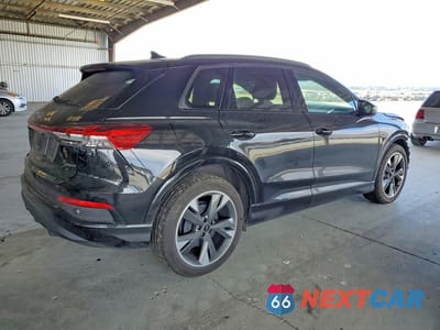 Trzecie zdjęcie samochodu z tyłu: 2024 AUDI Q4 E-TRON PREMIUM VIN:WA1KUBFZ9RP083277 - miniatura