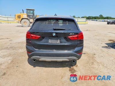 Zdjęcie 6 z 13 samochodu: 2016 BMW X1 VIN:WBXHT3Z35G4A49177 - miniatura