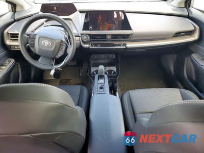 Zdjęcie 8 z 14 samochodu: 2024 TOYOTA PRIUS XLE VIN:JTDACAAU4R3035669 - miniatura