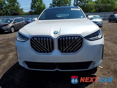 Piąte zdjęcie samochodu w środku: 2025 BMW X3 30 XDRIVE VIN:5UX53GP01S9Y20225 - miniatura