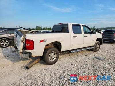 Trzecie zdjęcie samochodu z tyłu: 2008 CHEVROLET SILVERADO K2500 HEAVY DUTY VIN:1GCHK23678F108729 - miniatura