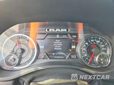 Zdjęcie 9 z 13 samochodu: 2022 RAM 1500 LARAMIE VIN:1C6SRFJT9NN208146 - miniatura