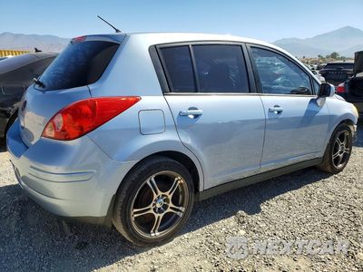 Trzecie zdjęcie samochodu z tyłu: 2010 NISSAN VERSA 1.8 S VIN:3N1BC1CP1AL460046 - miniatura