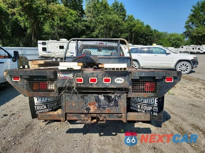 Zdjęcie 6 z 12 samochodu: 2003 CHEVROLET SILVERADO C3500 VIN:1GBJC34123E141227 - miniatura