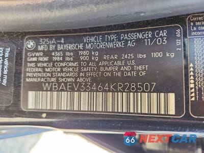 Zdjęcie 12 z 12 samochodu: 2004 BMW 325 I VIN:WBAEV33464KR28507 - miniatura