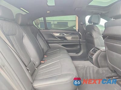 Zdjęcie 10 z 13 samochodu: 2018 BMW 750 I VIN:WBA7F0C59JGM23072 - miniatura