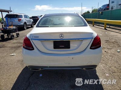 Zdjęcie 6 z 12 samochodu: 2016 MERCEDES-BENZ C 300 VIN:55SWF4JB8GU164686 - miniatura
