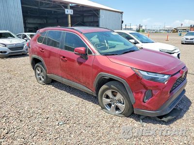 Czwarte zdjęcie samochodu z boku: 2024 TOYOTA RAV4 XLE VIN:2T3W1RFV4RW362324 - miniatura